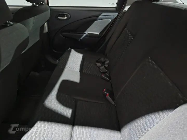 ETIOS 1.5 XS Sedan 16V