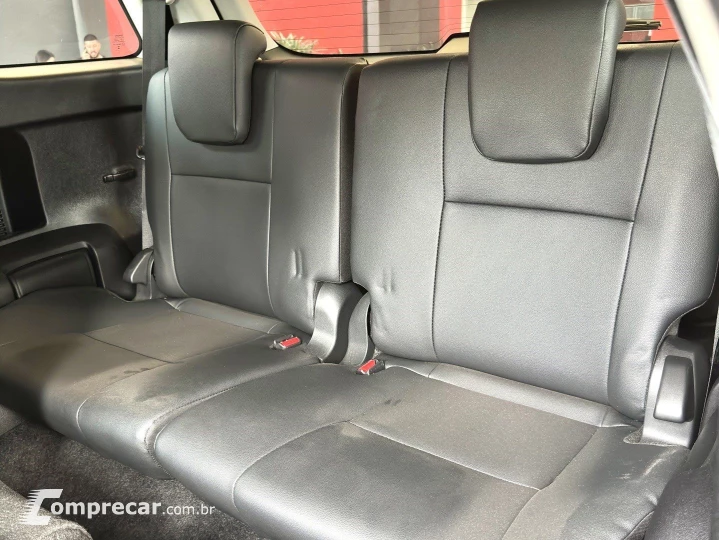 HILUX SW4 2.8 D-4D TURBO DIESEL SRX PLATINUM 7L 4X4 AUTOMÁTI