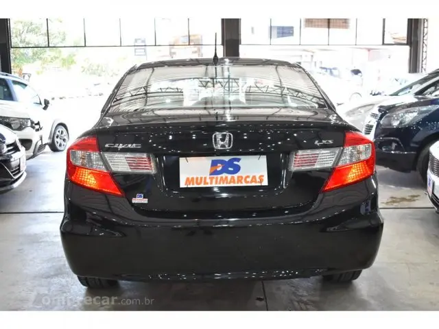 CIVIC - 1.8 LXS 16V 4P AUTOMÁTICO
