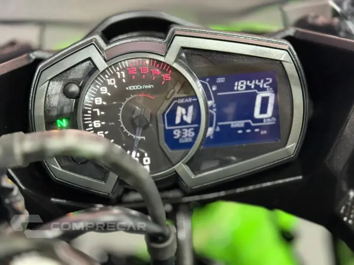 NINJA 400