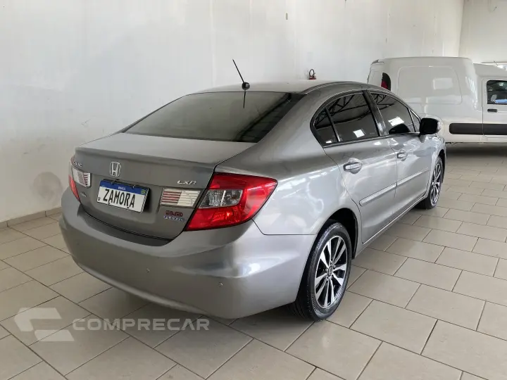 CIVIC 2.0 LXR 16V