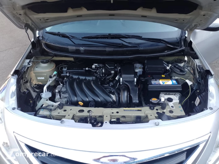 Versa 1.6 16V V-Drive Plus CVT (Flex)