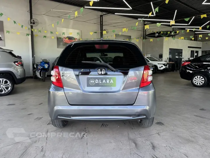 FIT 1.4 DX 16V
