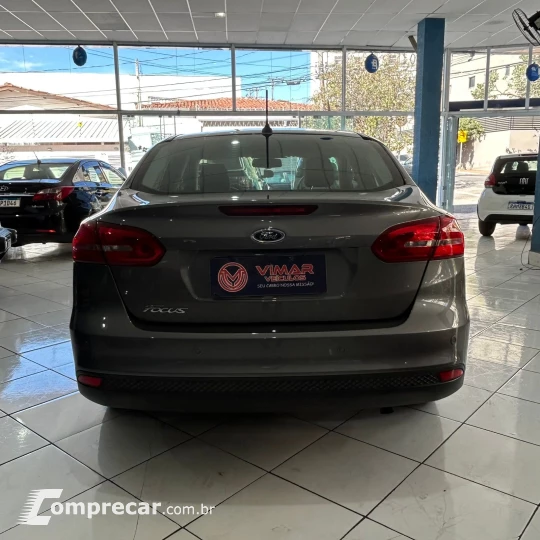 FOCUS 2.0 GLX Sedan 16V