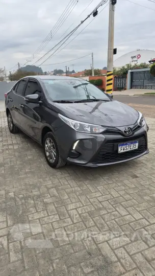 YARIS 1.5 16V Sedan XS Connect