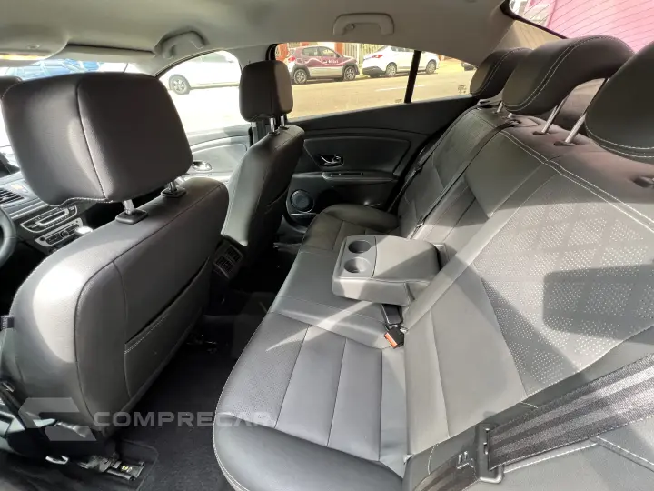 FLUENCE 2.0 Dynamique Plus 16V