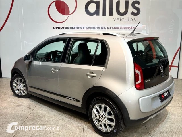 CROSS UP - 1.0 TSI 12V 4P MANUAL