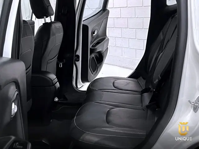 RENEGADE - 1.3 T270 TURBO SPORT AT6