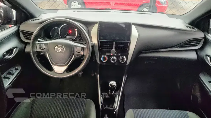 YARIS 1.3 16V XL
