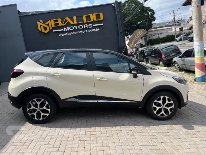 CAPTUR Intense 1.6 16V Flex 5p Aut.