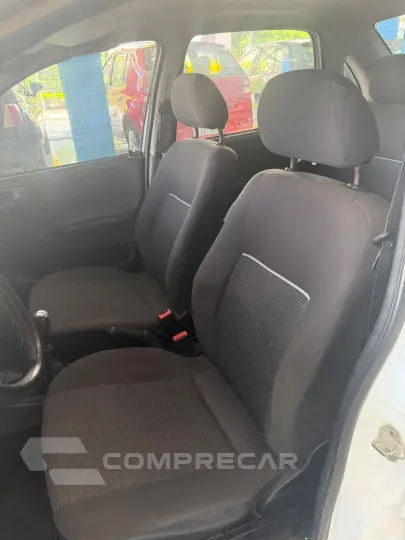 CLASSIC 1.0 MPFI Sedan 8V