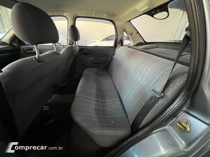 CORSA 1.0 MPFI Classic Sedan 8V