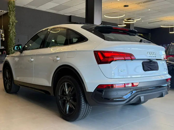 Q5 2.0 55 Tfsie Phev Sportback Performance Quattro S Tronic