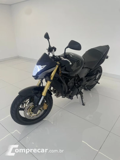 CB 600F - HORNET