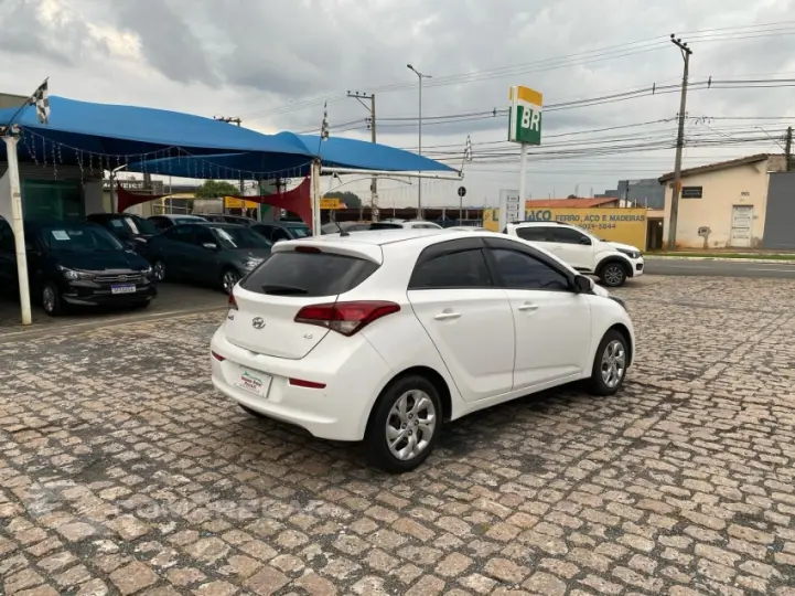 HB20 1.6 Comfort 16V