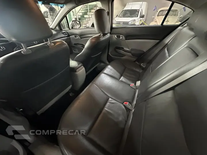 CIVIC 1.8 LXS 16V FLEX 4P AUTOMÁTICO
