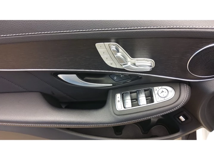 GLC 300 2.0 CGI GASOLINA COUPÉ 4MATIC 9G-TRONIC