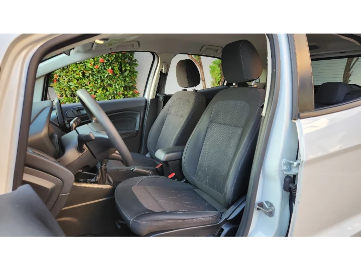 ECOSPORT 1.5 TI-VCT FLEX SE MANUAL