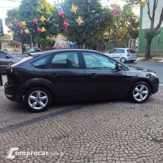 Focus 2.0 16V/SE/SE Plus Flex 5p Aut.
