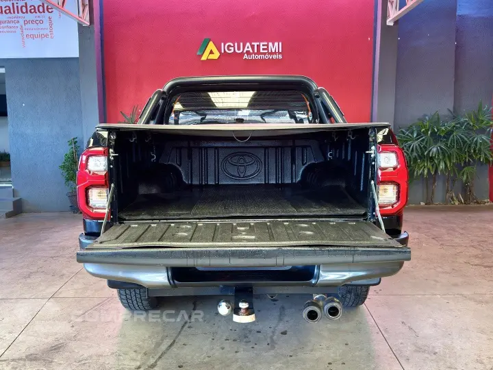 HILUX 2.8 D-4D TURBO DIESEL CD GR-S 4X4 AUTOMÁTICO