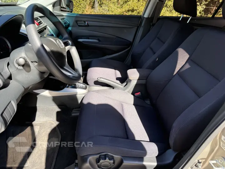 CITY 1.5 DX Sedan 16V