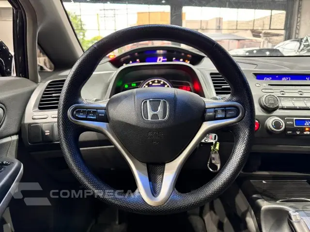 CIVIC - 1.8 EXS 16V 4P AUTOMÁTICO