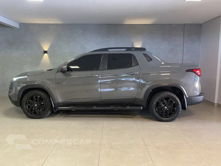 TORO 2.0 16V Turbo Ultra 4WD