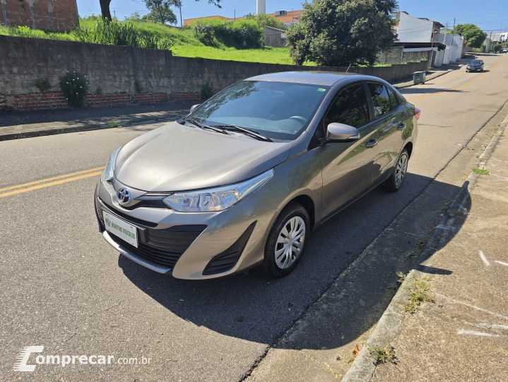YARIS 1.5 16V Sedan XL Live