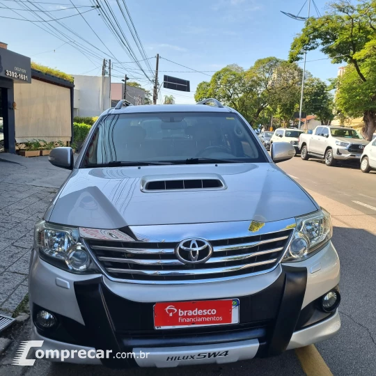 HILUX SW4 2.8 D-4d Turbo SRX 4X4