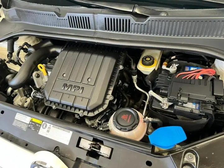 UP! CROSS 1.0 TSI TOTAL FLEX MEC. 4P