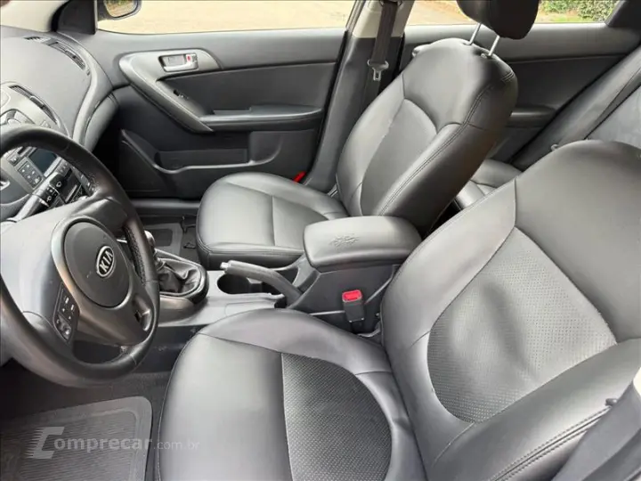 CERATO 1.6 EX3 Sedan 16V