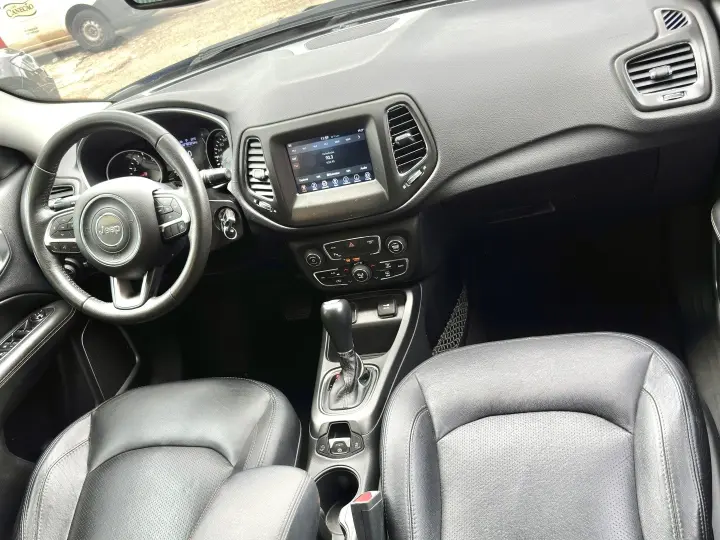 COMPASS 2.0 16V FLEX SPORT AUTOMÁTICO