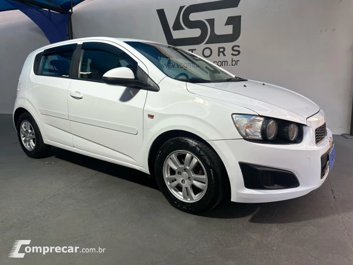 Sonic Hatch 1.6 16V 4P LT FLEX AUTOMÁTICO