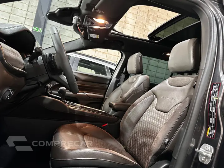 COMMANDER 1.3 T270 TURBO FLEX OVERLAND AT6