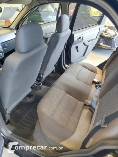 CELTA 1.0 MPFI LT 8V