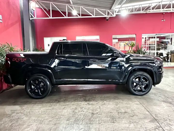 RAMPAGE 2.0 HURRICANE 4 TURBO GASOLINA R/T 4X4 AUTOMÁTICO