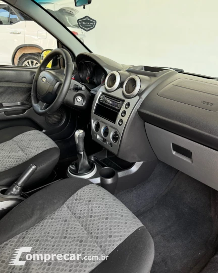 FIESTA 1.6 MPI Hatch 8V