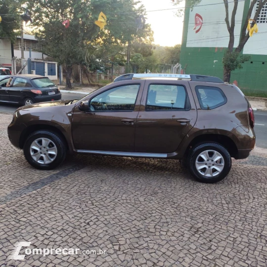 DUSTER DAKAR 4x2 1.6 Hi-Flex 16V Mec.
