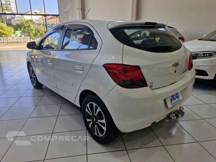 Onix Hatch 1.4 4P FLEX LTZ