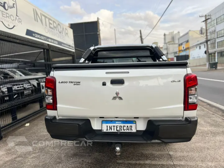 L200 TRITON 2.4 16V Turbo Sport GLX CD 4X4