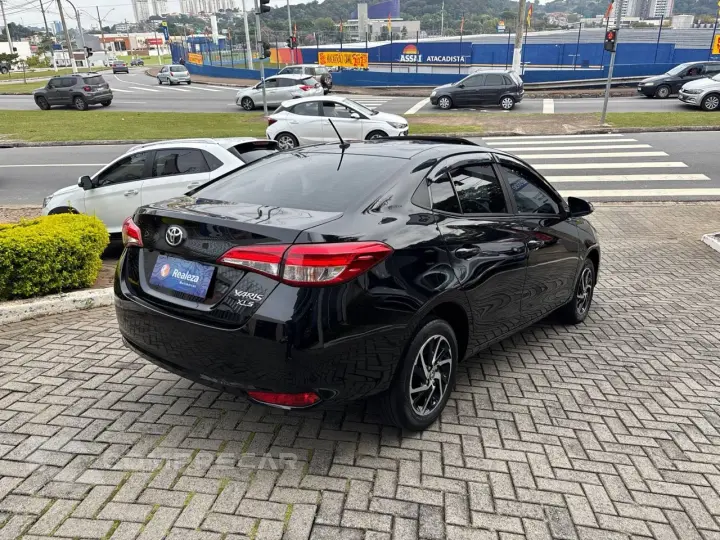YARIS XLS Sedan 1.5 Flex 16V 4p Aut.
