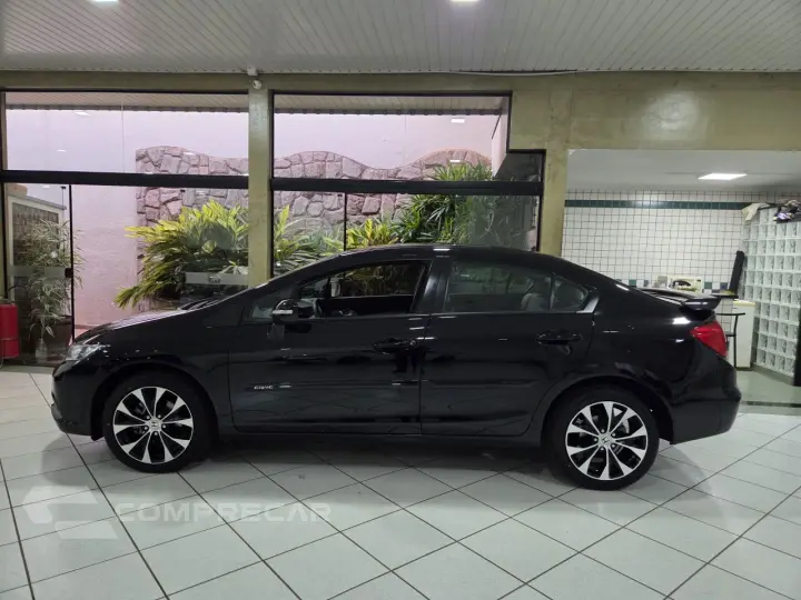 Civic 2.0 16V 4P FLEX LXR AUTOMÁTICO