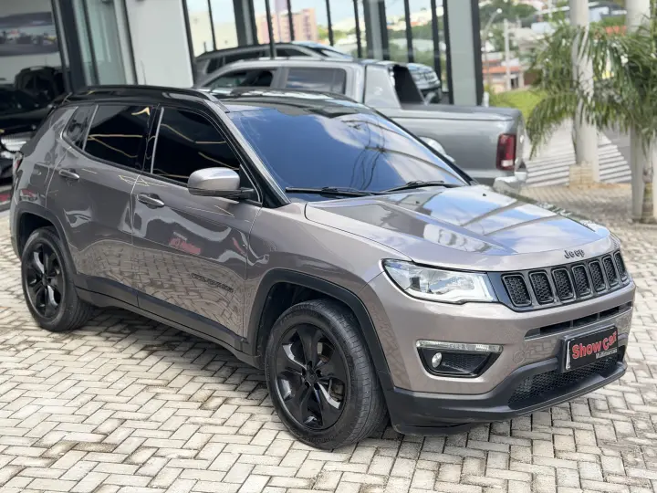 COMPASS 2.0 16V Night Eagle 4X4