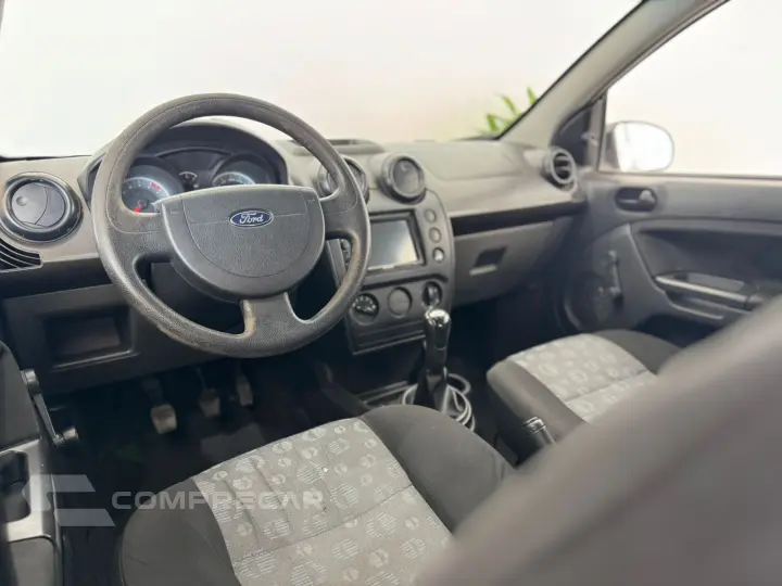 FIESTA 1.0 MPI Class Hatch 8V