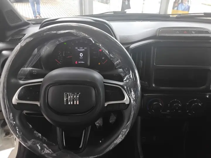 STRADA 1.3 FIREFLY FLEX FREEDOM CS MANUAL