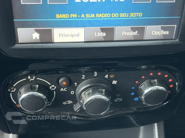 SANDERO 1.6 STEPWAY TWEED 8V FLEX 4P MANUAL