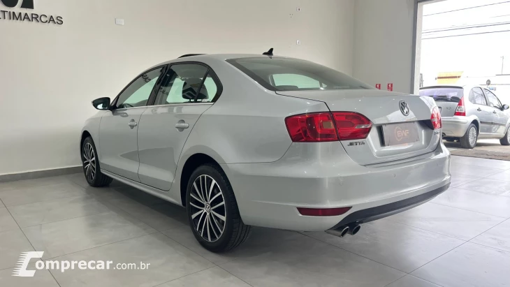 JETTA Highline 2.0 TSI 16V 4p Tiptronic