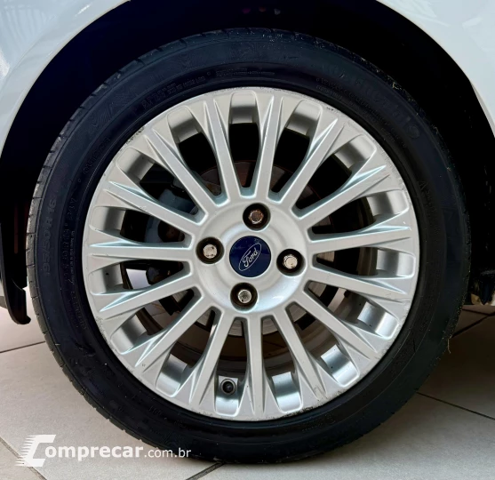 FIESTA 1.6 Titanium Hatch 16V