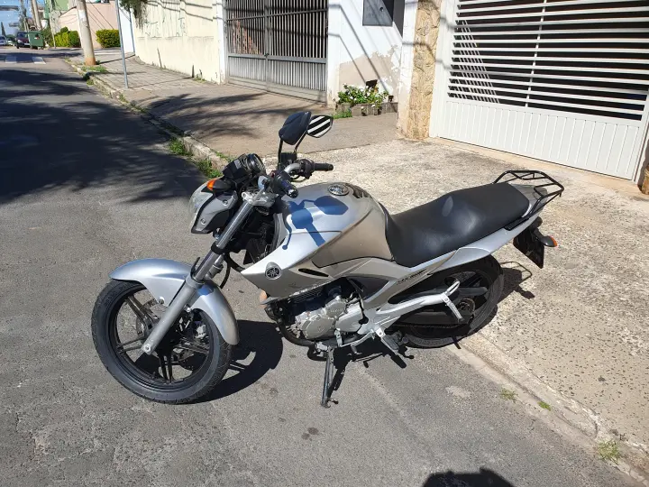 Fazer 250