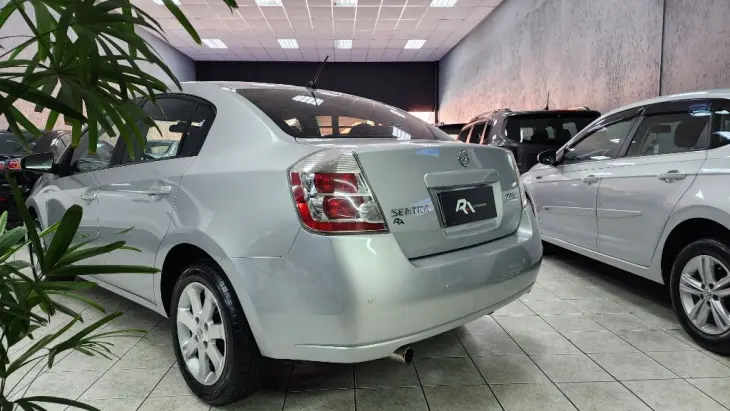 Sentra SL 2.0/ 2.0 Flex Fuel 16V Aut.